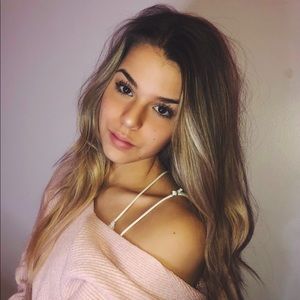 Meet your Posher, Casey